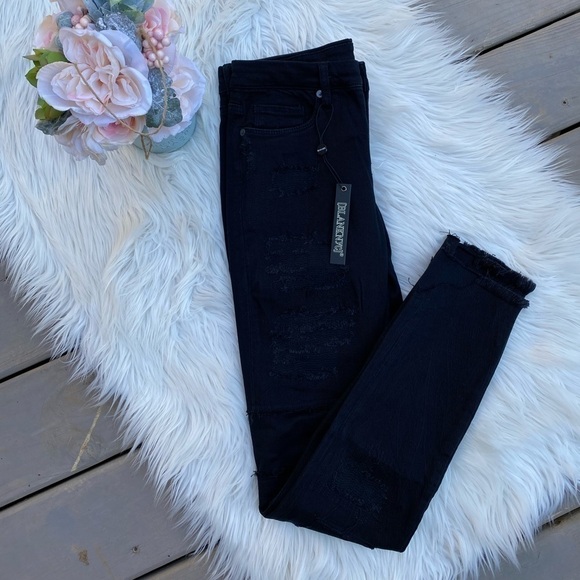 Blank NYC black distressed patch skinny jeans - Picture 5 of 6